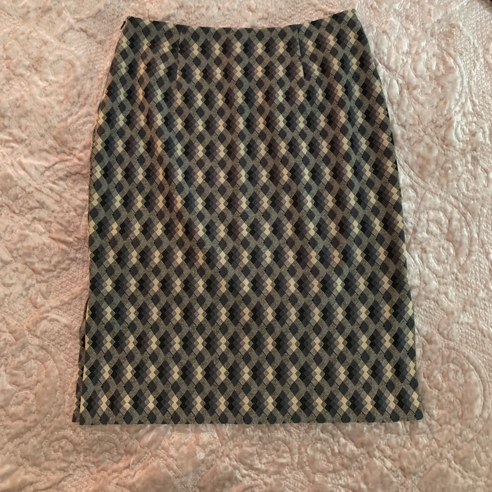 Guess skirt